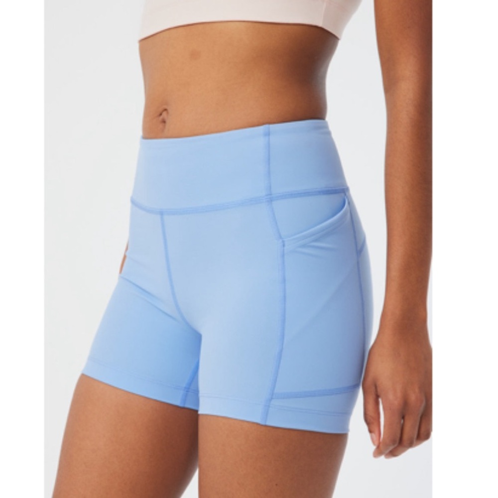 Outdoor Voices 3.5 inch shorts